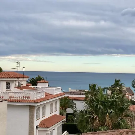 펜션 Chalet A 100m De La Playa De Cristal, Pino Alto