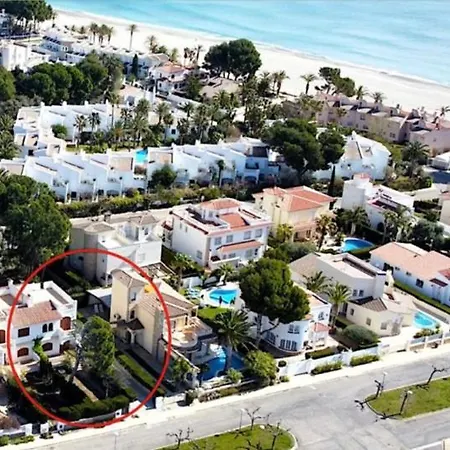 Holiday home Chalet A 100m De La Playa De Cristal, Pino Alto